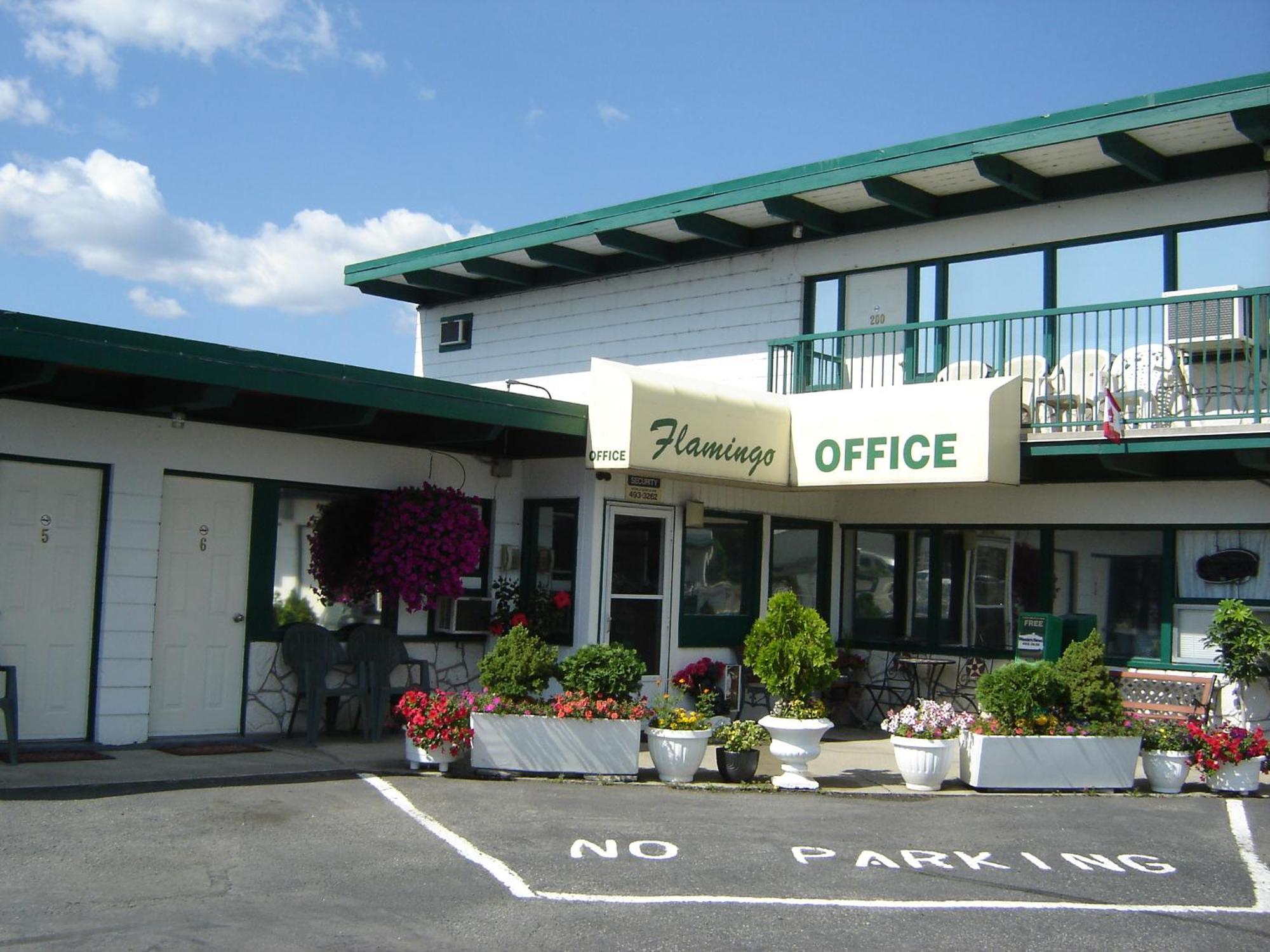 Flamingo Motel Penticton Exterior foto