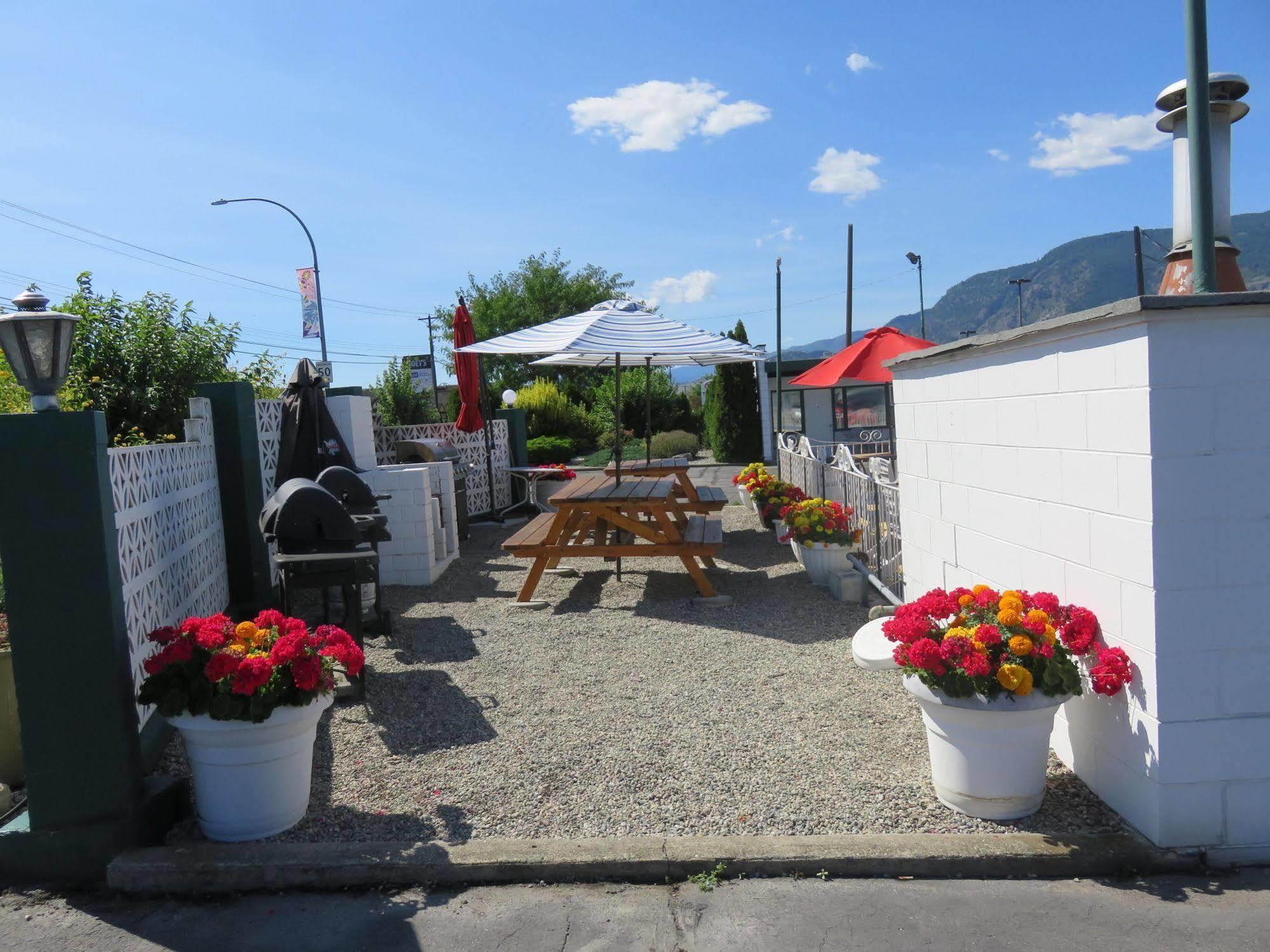 Flamingo Motel Penticton Exterior foto
